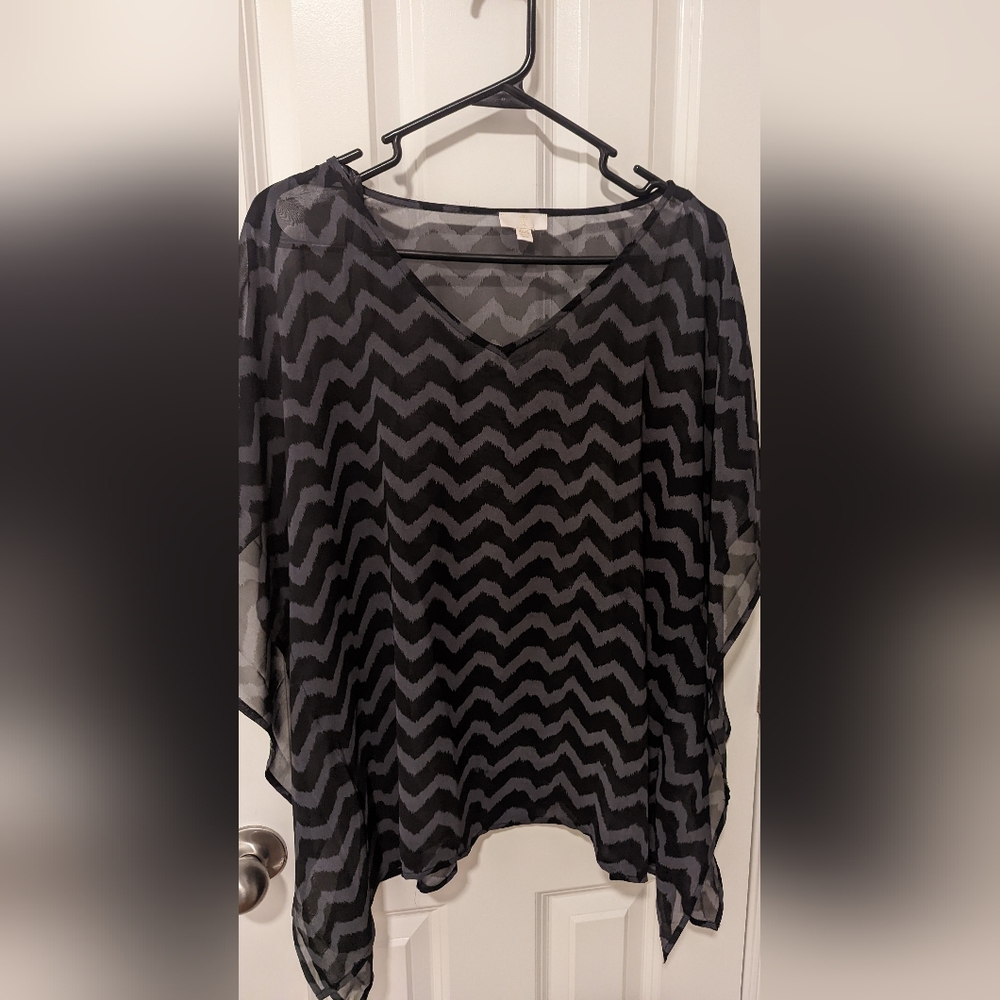 Shear Black and Gray Tunic